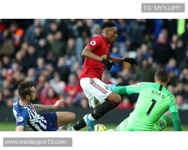 风暴天气致利物浦球迷前往斯坦福桥遭遇阻碍和延误