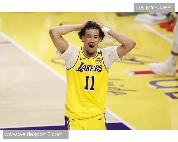 华子在湖人主场远投绝杀瞬间回顾我的儿昨日精彩表现